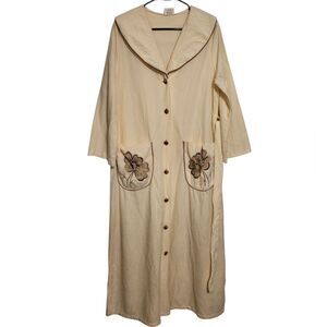 #14 Vintage 1970 Cream Long Warm Robe Button Up Front, Size 14